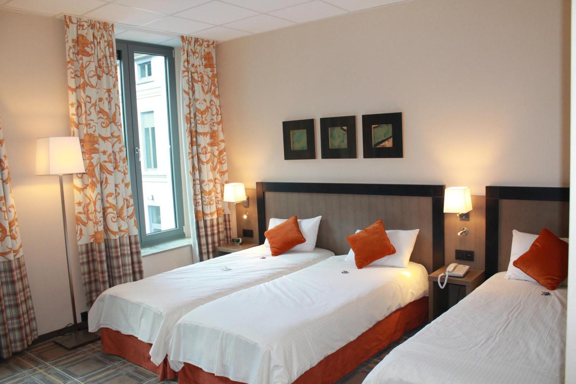 Castel De Pont-A-Lesse Hotell Dinant Exteriör bild